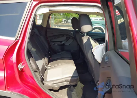 2017 Ford Escape Se z USA, uszkodzony, nr VIN 1FMCU0GD4HUC60475